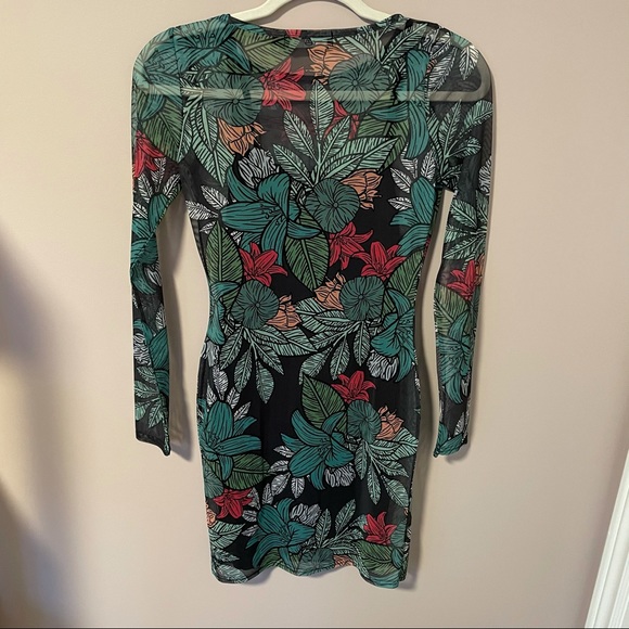 Missguided Tropical Print Mesh Body-Con Dress - Picture 7 of 9